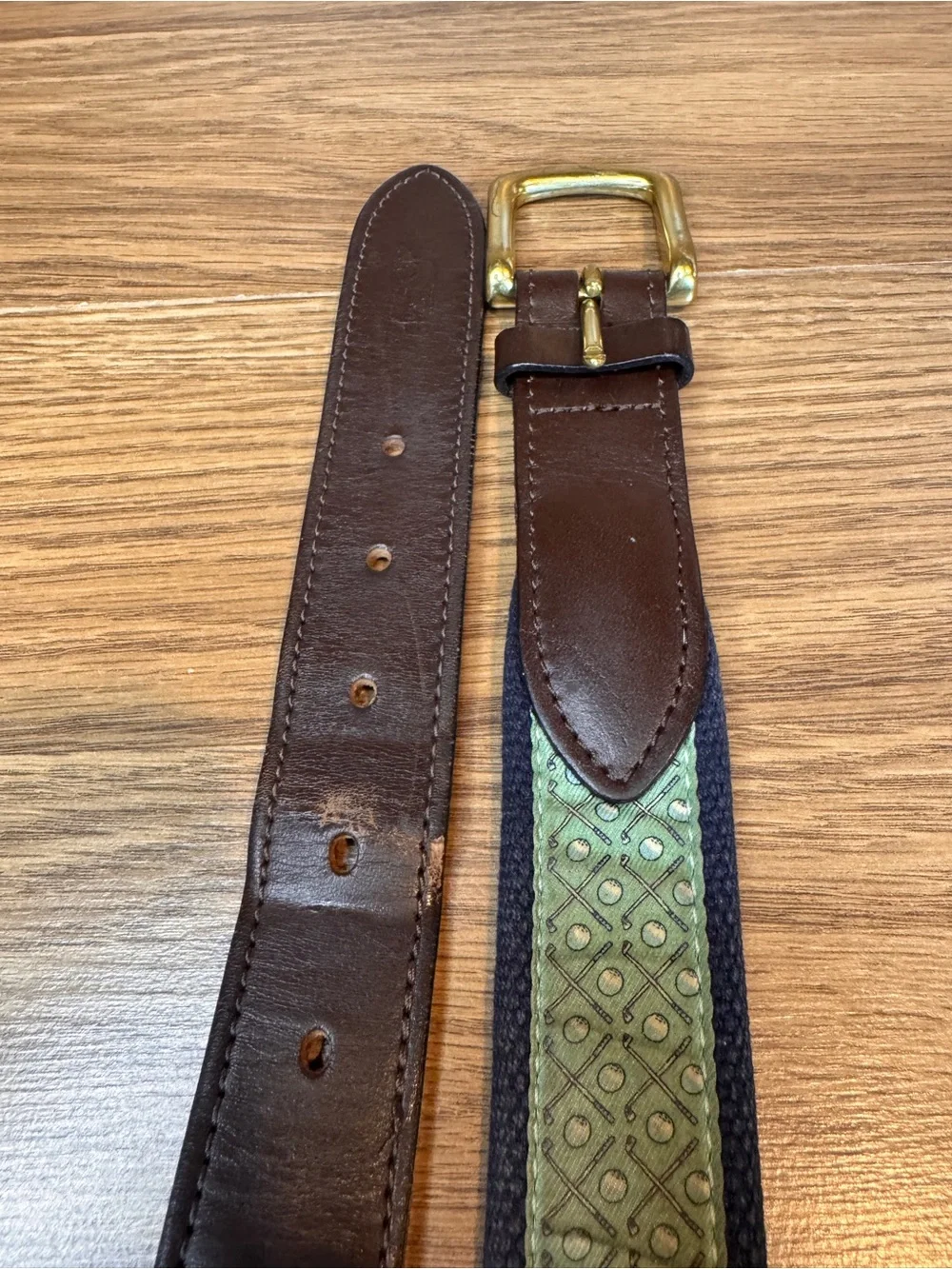 Vineyard Vines Green and Blue Golf Club and Golf Ball Mens Belt 40